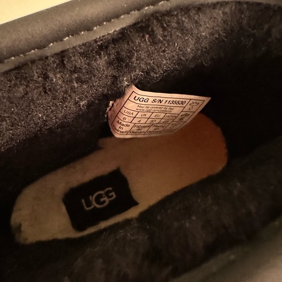 UGG Women's Classic Clear Mini Checks Fashion Boot - Picture 3 of 4